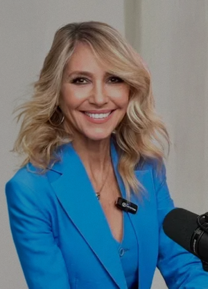 MARTA ROBLES